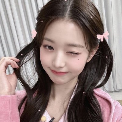 soleil4win's profile picture. marketing admin