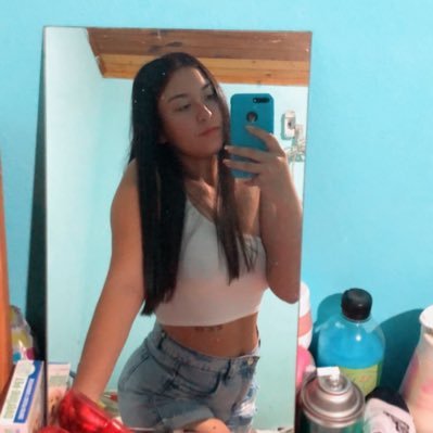 Voy a cuidar de esto que es solo de los dos. 😊 insta: Adriana_v144