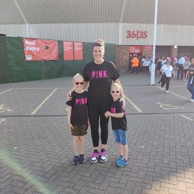 Michelle Fahy Profile