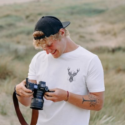 Freelance photographer based in Derbyshire, covering the UK. Sharing photos from work + travels 📸 🏔️ 🚐