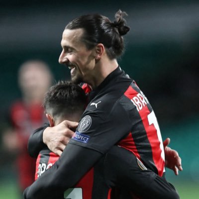 ibrasqueen's profile picture. Sempre e solo @acmilan di Milano, 7 volte Campione d’Europa e 19 volte Campione d’Italia. (pulito) ❤️🖤 She/Her ✨