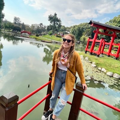 geral_reyes's profile picture. Odontologo 💜