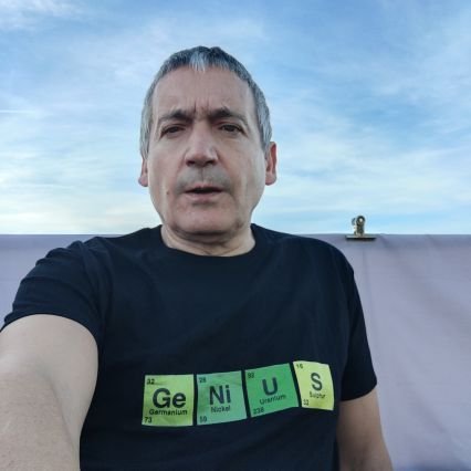 fjvinal's profile picture. Siempre escogeré a un vago para hacer un trabajo difícil…
porque, encontrará una manera sencilla de hacerlo