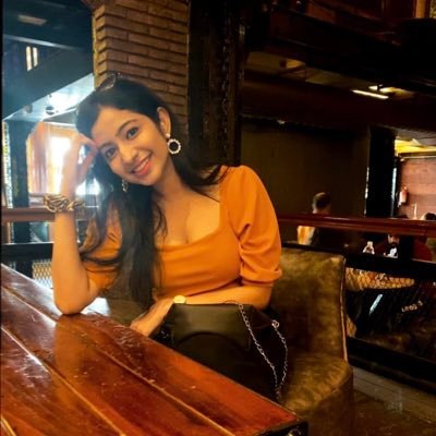 lifeofvanshi's profile picture. exploring the little moments of joy