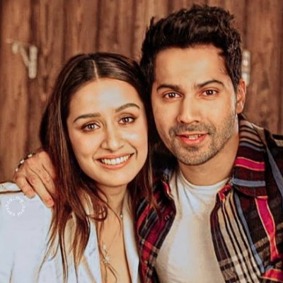 varshra_my_soul 
Varun dhawan & Shraddha kapoor fan
Varuniac & shraddha gem 🦋💫