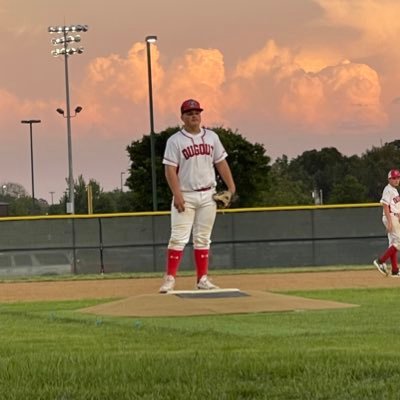 casebullard13's profile picture. 5’9 RHC/3B #uncommited