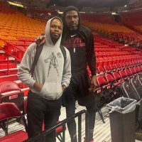 James (@jj__nba) 's Twitter Profile