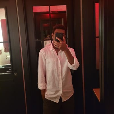 rre_nu's profile picture. 