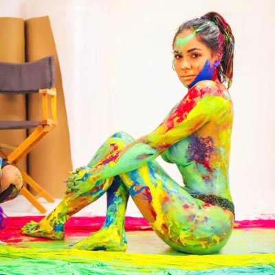 maicolnava's profile picture. ✈️🐶🎢🍁🌮🍕🍻🌷