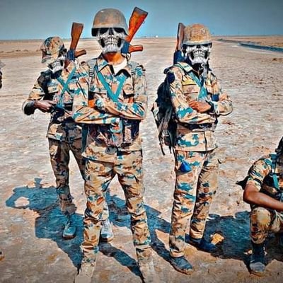 AlsayedKamal7's profile picture. نحن جند الله جند الوطن إن دعا داعي الفداء لم نخن
نتحدى الموت عند المحن نشتري المجد بأغلى ثمن
هذه الأرض لنا فليعش سوداننا علماً بين الأمم 🇸🇩