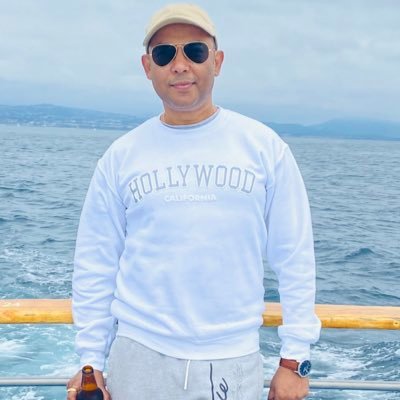 Human beyond man created boundaries, Father of 2, IT Biz Dev Exec, Good times mean photography, woodworking & gardening. Philanthropist. Opinion = My Greys only