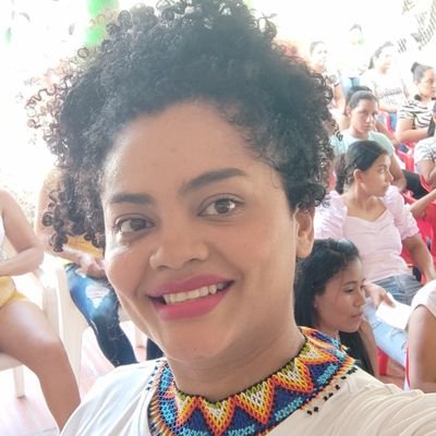 👪 Mamá 👩💻Emprendedora 📲#LiderSocial #LideresaAfro #CulturaAfro 💭Soñadora #EsteticaAfroResiste