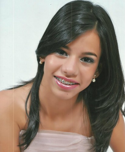tt²: @HeluizeNunes , segue ?  - Escorpiana, antôniomartinense, amo panetone, melhor amiga @ThainaMaia_ , mãe; minha base, meu tudo s2