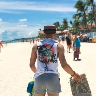 Malibog / Discreet / Manly / No - Trace
LF for hire top