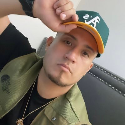 DMV90sChico Profile Picture