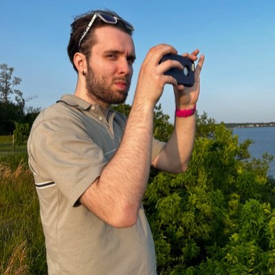 BMR0E's profile picture. i'm drurmk as fuck wrting a twirt bio mannn