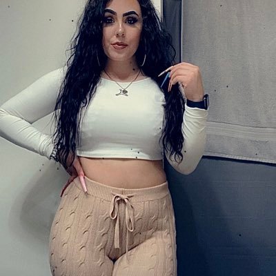 jordyy_23's profile picture. Love is Love | She/Her | 🇵🇱🇵🇷🏳️‍🌈 |