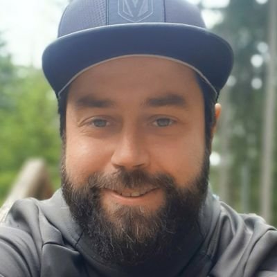 zajicemi's profile picture. Pardubák se zájmem o své město, kraj, sport, hokejové sběratelské karty a vizualizaci dat.