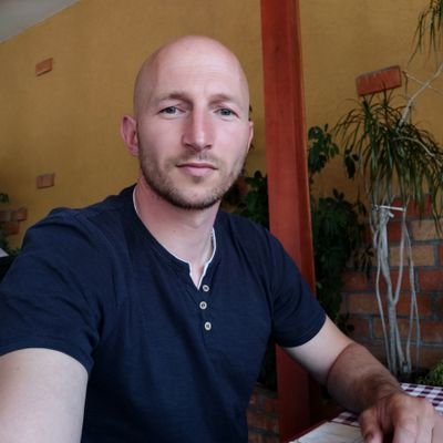 Хоћеш ли слободу, онда покушај ослободити се себе самог.
(Свети Владика Николај Велимировић)
