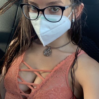 love_taylen's profile picture. 