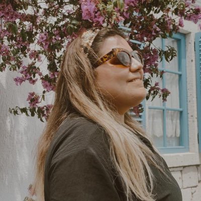 ElifKain's profile picture. “If your heart is broken, make art with the pieces.”