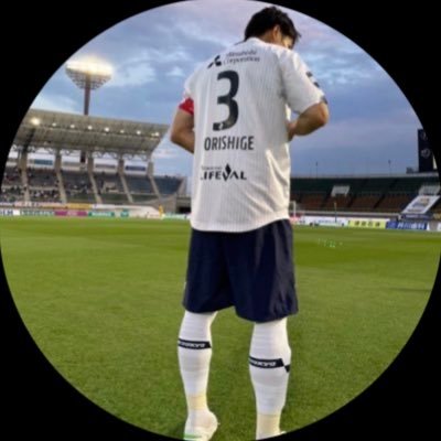 7lOt4's profile picture. FC東京サポ歴15年モリゲが半端なく大好き(テルも)定位置はゴール裏／尊敬 本田圭佑様･西野亮廣様／Arakezuri/スキマ／ノーブラ🥒/ヨーイチ/おまいら♨️／西野家JAM'S🍏ミセスが生きがい元貴くん💚／リヴァイ兵長／約ネバノーマン／ボカロ／人生初のLIVEは優里くん気軽にフォローOK😆女の子🥺ྀི