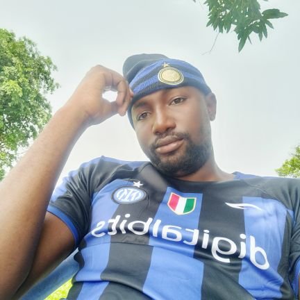 Ingénieur du Génie Rural, spécialiste en hydraulique villageoise.  la Guinée 🇬🇳 la famille l'inter de milan 🖤💙 l'eau en milieu rural❤🙏🏾