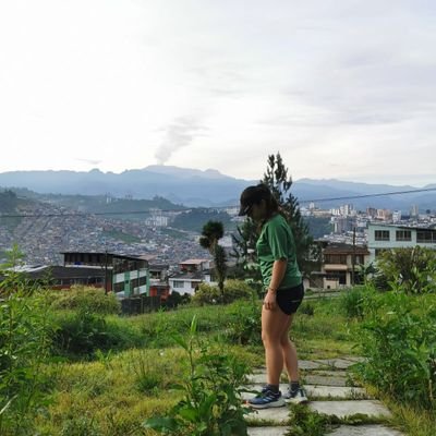 Proud Latina, woman in STEM 🇨🇴/ MSc student at @udecaldas