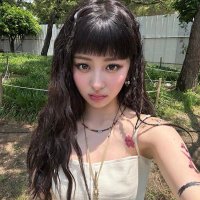 vicky²²⁵ rockst☆r yunjin (@luvrsserafim) 's Twitter Profile