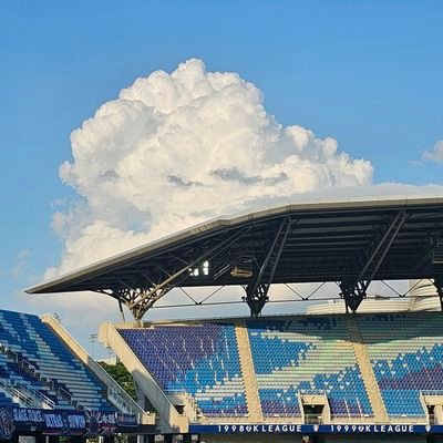 blue_momento's profile picture. 우리들이 함께 한다면 불가능은 없어‼️