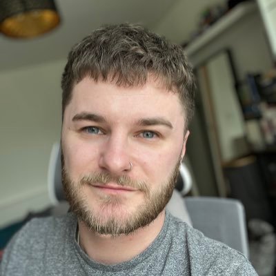 🏳️🌈Owner of @QueerThreadsGB | Self Published Author | Contact@FriendJamie.com | He/they