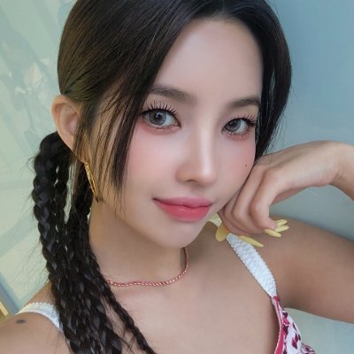 Zeppp52's profile picture. Neverland/Blades

💜💛💜