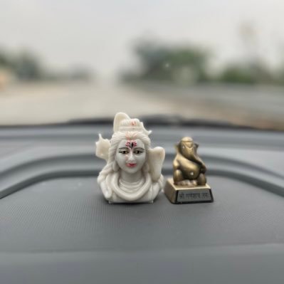 neeraj_giri0522's profile picture. 