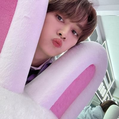 jiidontknow's profile picture. 8