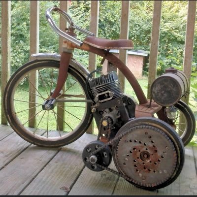 hundredand5's profile picture. watching and listening