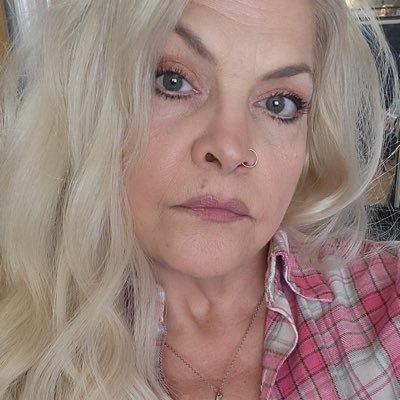 sunnshinne50's profile picture. 