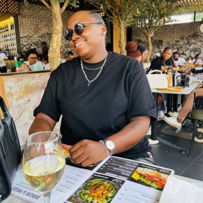 I don't need part-time people in my life.... Opinionated AF😏 Enthusiast!
Educated Drug Dealer💉💊 Rules are to be transgressed, I don't live by them!!
