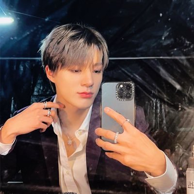 NCTXX00's profile picture. . .⃗ . 𝐔𝐧𝐫𝐞𝐚𝐥 ┊00`𝐬 𝐏ride ⊷ a charismatic man who can love you with his whole heart, 𝐋𝐞𝐞 𝐉𝐞𝐧𝐨 ✗