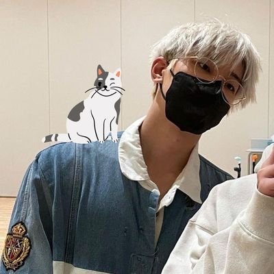 featwonuu's profile picture. ## . . .  ₍^._.^₎⟆⠀!! loving #전원우 so much