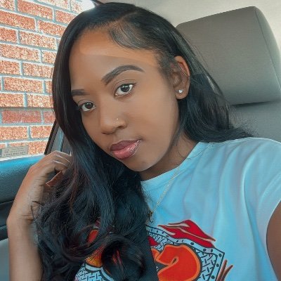Fashionista. Girl boss. Lover of God 💕✝️