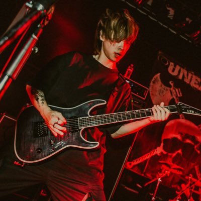 Gutarist / Composer @GREEN3YED_ / Endoser of ESP Guitars/Graupel 明日の叙景 PassCode でギター お仕事のご依頼はDMまで https://t.co/8p4j1eC2dd