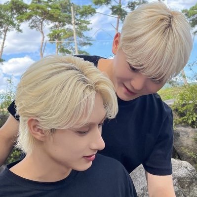 「ᵂᴬᴿᴺᴵᴺᴳ」 . ⃗. . ♡ 𝘵𝘩𝘪𝘴 𝘶𝘴𝘦𝘳 𝘭𝘰𝘷𝘦𝘴 𝘢𝘯𝘥 𝘱𝘳𝘰𝘵𝘦𝘤𝘵𝘴 #𝘴𝘦𝘷𝘦𝘯𝘵𝘦𝘦𝘯 𝘢𝘵 𝘢𝘭𝘭 𝘤𝘰𝘴𝘵𝘴 ˎˊ˗ #준 #승관 #istj love 13 bujangku