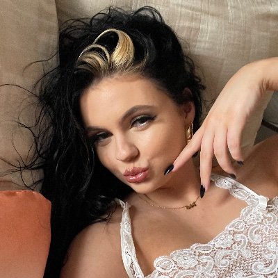 cosomiso's profile picture. I masturbate whenever I can