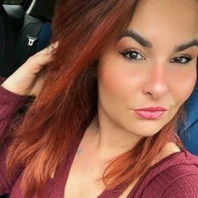 ElizabethW24969's profile picture. 