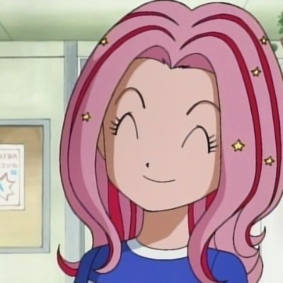 rosieispassing's profile picture. queer neurodivergent shi'i iraqi on the left.