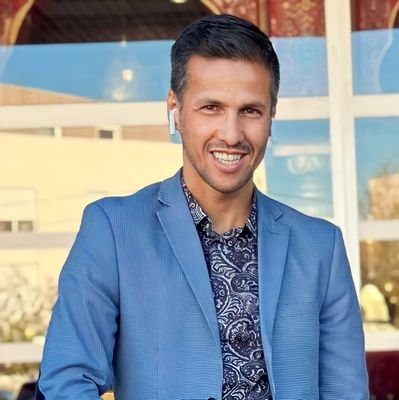 با هر دلی که شاد شود، شاد میشوم
آباد هرکی گشت، من آباد میشوم.