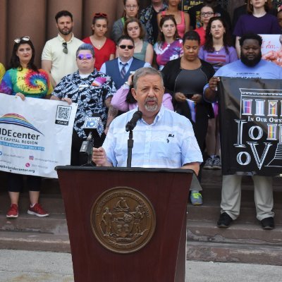 Former member of the Albany Common Council 6th Ward (Center Sq, Hudson/Park, Lark St, Park South, Washington Pk & Washington Sq). he/him/his