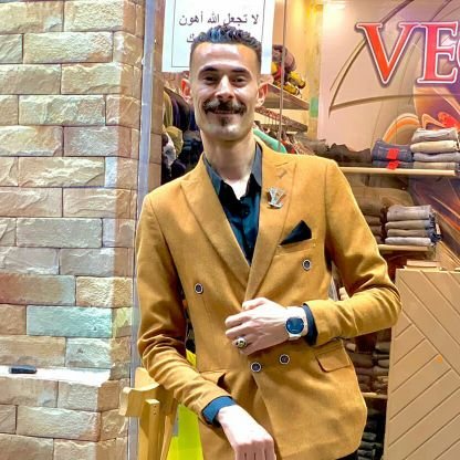 لا تحاول إسعادي كُن شيئاً لا يؤذيني فقط.
بتاع هدوم👕👖
Victor