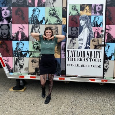 Swiftie since 2007 - self proclaimed *Geriatric Swiftie*- Eras Tour Atlanta 4/29 & 4/30 - New Orleans 10/27🫶🏻