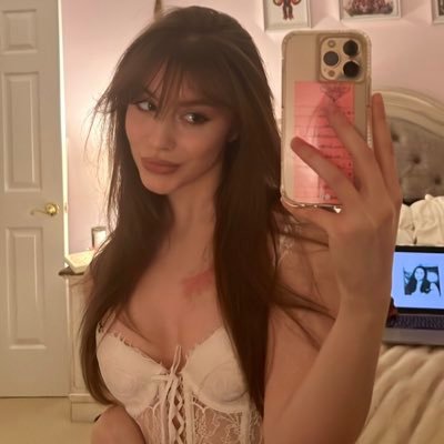 LaurMaddison's profile picture. 🤍